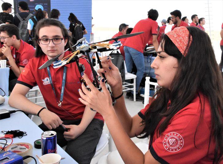 Ulaştırma ve Altyapı Bakanı Adil Karaismailoğlu, TÜRKSAT Model Uydu Yarışlarında konuştu: G4