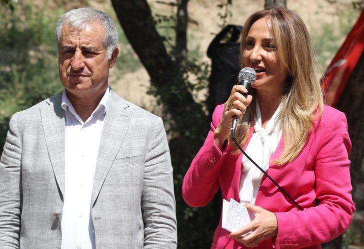 CHP'li Nazlıaka, Erzincan'da muhtar ve STK temsilcileriyle buluştu G3