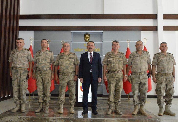 Jandarma Genel Komutan Yardımcısı Kurtoğlu'ndan Siirt Valisi Hacıbektaşoğlu'na ziyaret G1