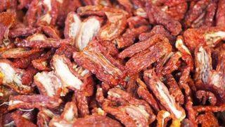  Et yemeklerine çok yakışıyor: Evde kurutulmuş domates yapımı, evde domates nasıl kurutulur?