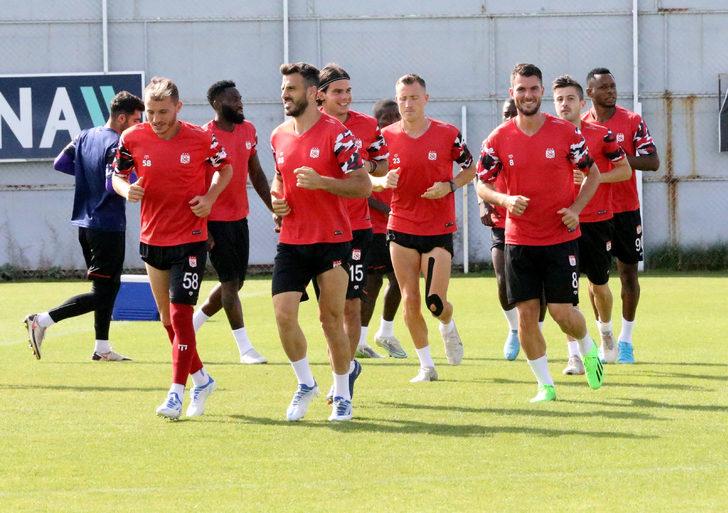 Demir Grup Sivasspor, Malmö maçının hazırlıklarını tamamladı G5