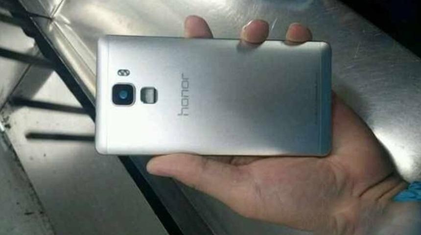 Huawei Honor 7&rsquo;nin fiyatı ve &ccedil;ıkış tarihi