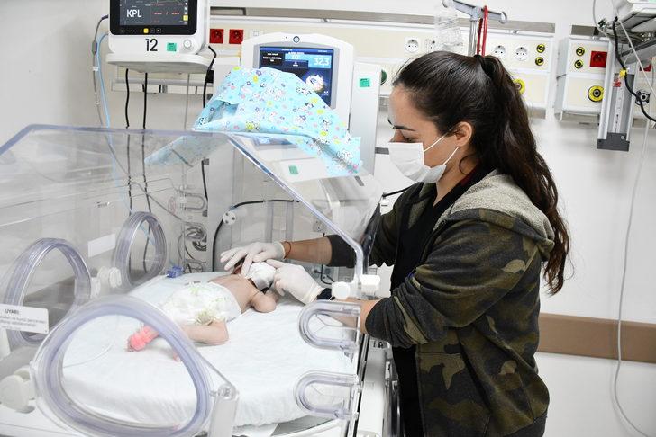 Kahramanmaraş'ta beyin dokuları kafatası dışında doğan bebek, ameliyatla sağlığına kavuştu G2
