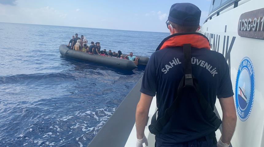 Muğla açıklarında 23 düzensiz göçmen kurtarıldı