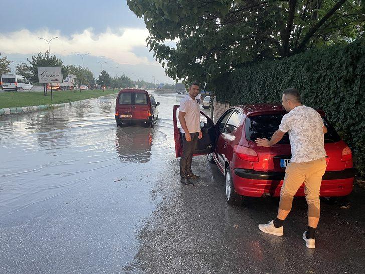 Kütahya'da sağanak etkili oldu G3