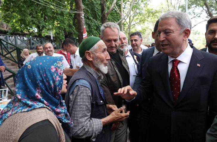 Milli Savunma Bakanı Akar, Konya'da şehit aileleri ve gazilerle bir araya geldi: G3