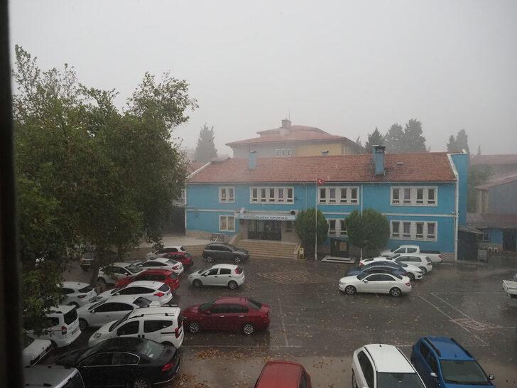 Edremit Körfezi'nde sağanak etkili oldu G3