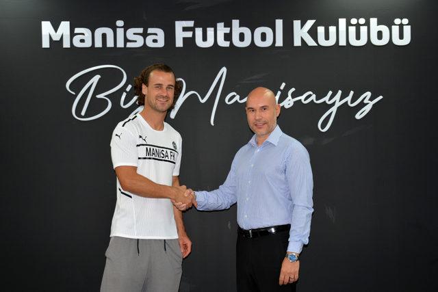 Manisa FK, Alman orta saha Yannick Stark'ı transfer etti