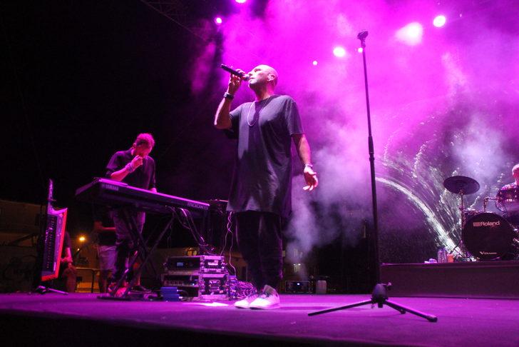 "Gripin" Malazgirt'te konser verdi G2