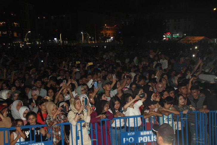 "Gripin" Malazgirt'te konser verdi G3