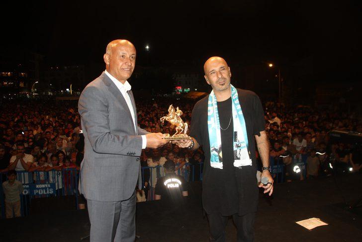 "Gripin" Malazgirt'te konser verdi G5