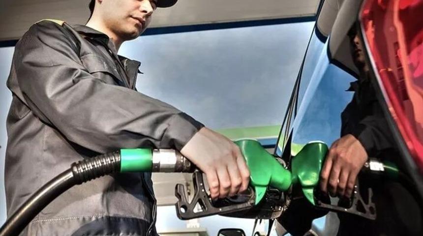 MOTORİNE BİR ZAM DAHA! 25 Ağustos 2022 motorin fiyatı ne kadar, zam sonrası kaç TL? Benzin litre fiyatı ne kadar? 25 Ağustos 2022 benzin ve motorin fiyatları! 