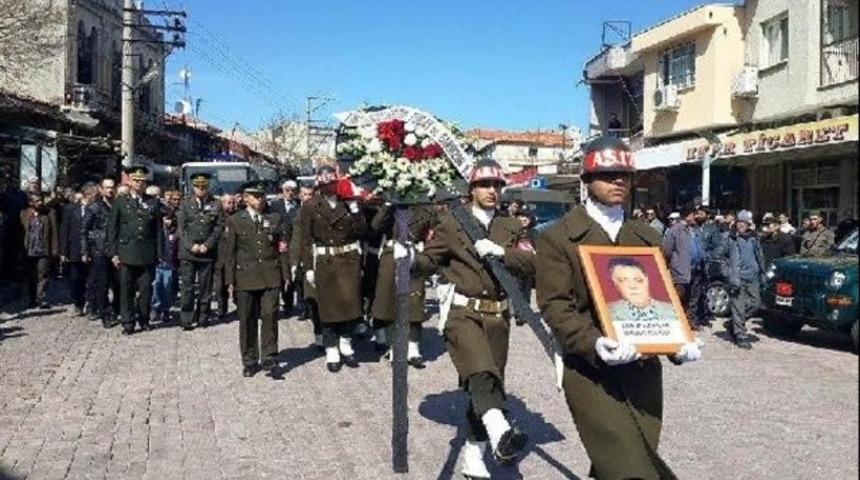 Kıbrıs Gazisi son yolculuğuna uğurlandı