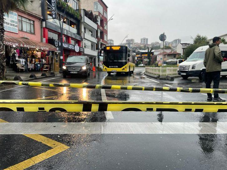 Eyüpsultan’da İETT otobüsünün geçişi sırasında yol çöktü G1
