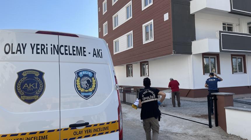 Kilis'te çalıştığı inşaattan düşen çocuk ağır yaralandı