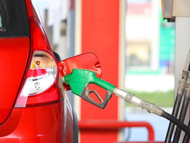 Motorinde ibre tersine d&ouml;nd&uuml;! İndirim beklenirken zam gelebilir