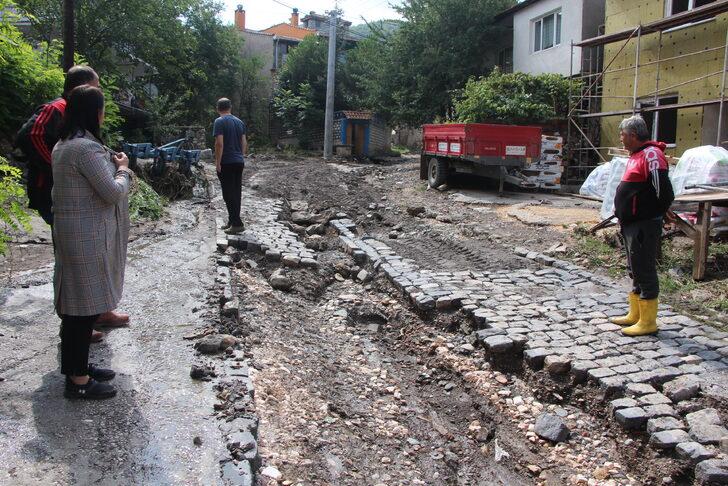 Bilecik'te taşkının zarar verdiği köyde hasar tespit çalışması yapılıyor G5