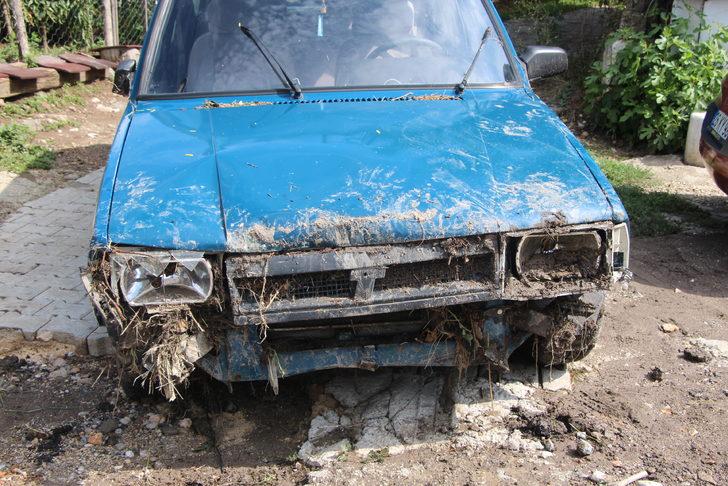 Bilecik'te taşkının zarar verdiği köyde hasar tespit çalışması yapılıyor G4