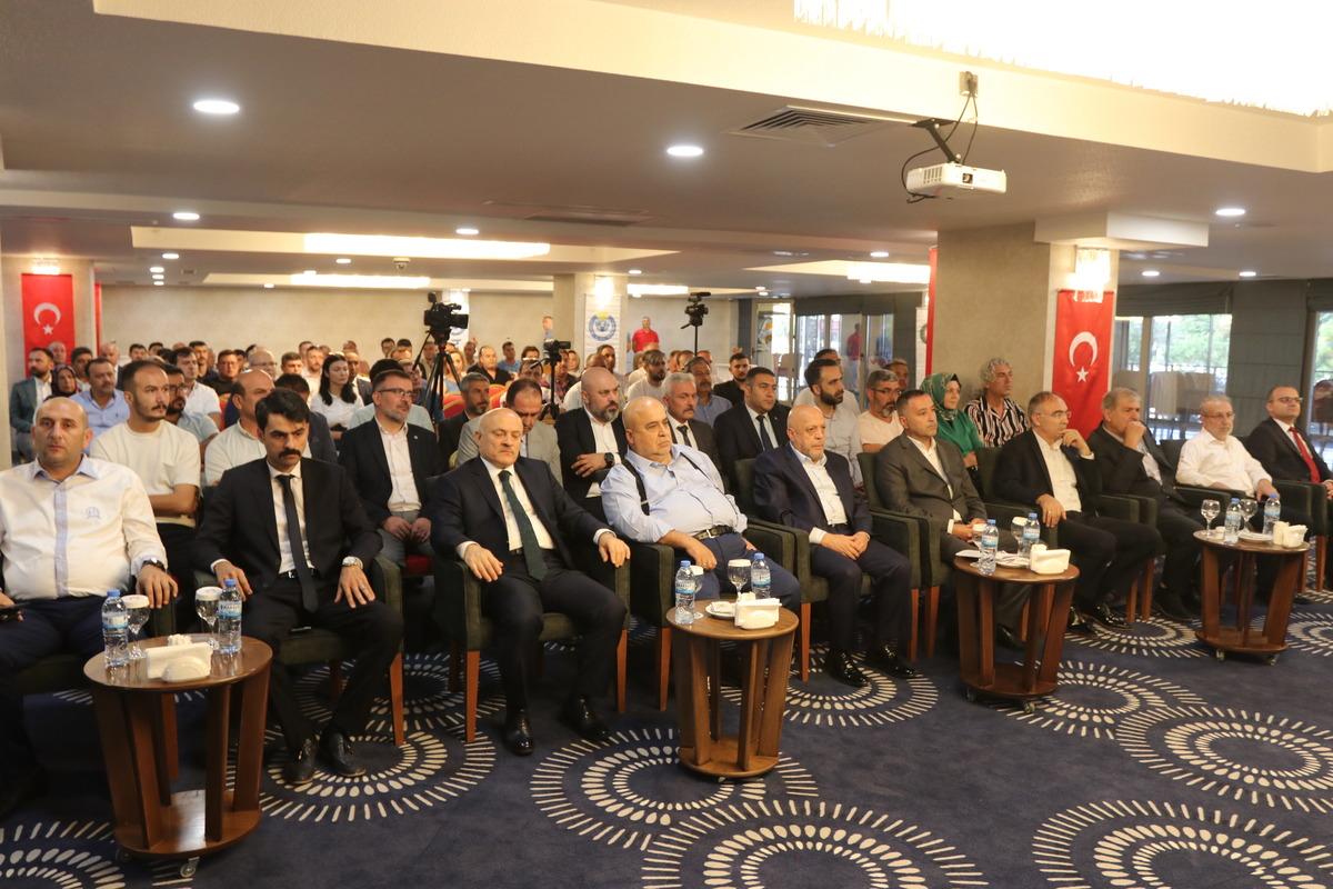 HAK-İŞ Genel Başkanı Arslan'dan Karaman'daki bisk&uuml;vi fabrikası sahiplerine &ccedil;ağrı: