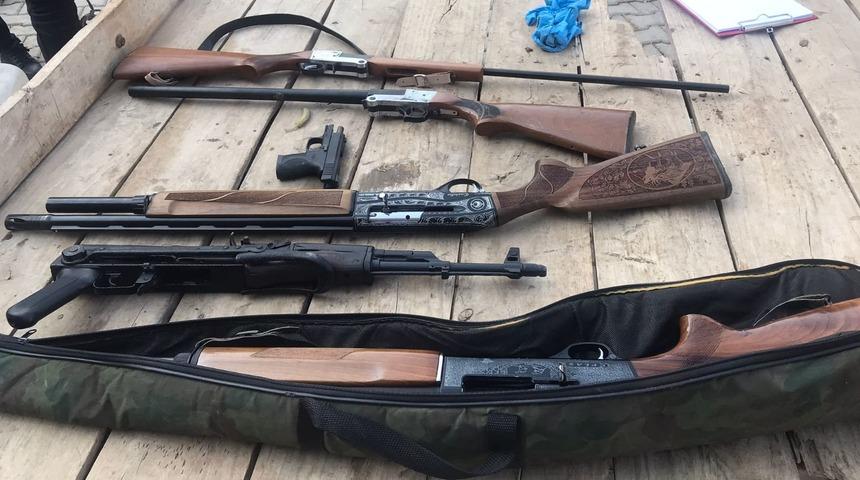 Hatay'da evinde 6 ruhsatsız silah bulunan şüpheli gözaltına alındı