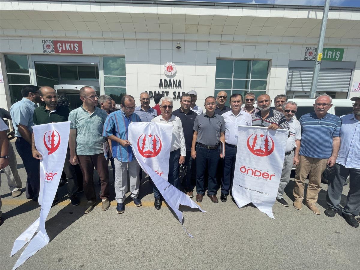Adana ve &ccedil;evre illerde şarkıcı G&uuml;lşen'in imam hatiplilerle ilgili s&ouml;zlerine tepki