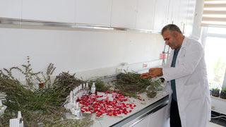 Iğdır Üniversitesi gül ile lavantadan cilt ve bakım losyonu üretti