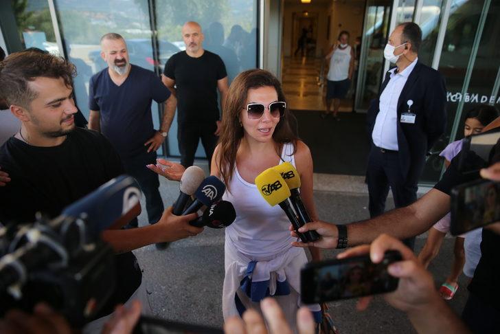 Bodrum'da trafik kazası geçiren İbrahim Tatlıses'in ayağında kırıklar tespit edildi G2