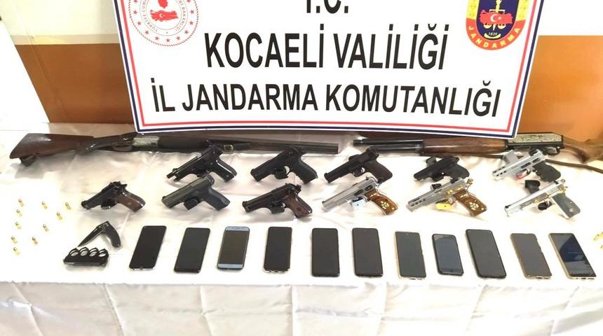 Kocaeli'de bir çocuğun yorgun mermiyle başından yaralanmasına ilişkin soruşturma sürüyor