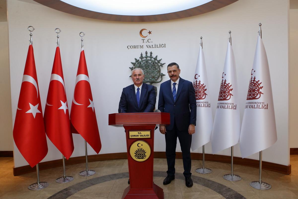 Yargıtay Başkanı Akarca'dan &Ccedil;orum Valisi &Ccedil;ift&ccedil;i'ye ziyaret