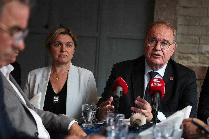 CHP Ekonomi Masası Heyeti İzmir'de Tarihi Kemeraltı Çarşısı esnafını ziyaret etti G5