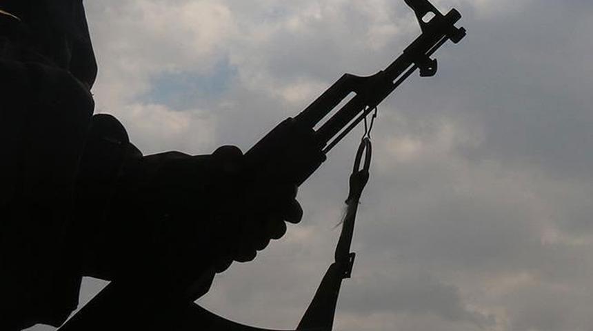 Terör örgütü PKK'da çözülme sürüyor: 1 terörist daha ikna yoluyla teslim oldu