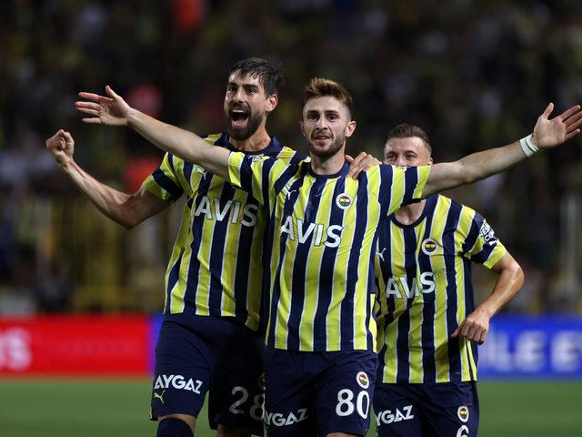 Kadık&ouml;y'de resital! Fenerbah&ccedil;e gruplarda...