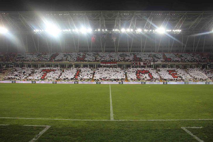 Sivasspor Malmö'ye 2-0 mağlup oldu! Yiğido'nun Avrupa macerası sona erdi... Sivas'ta bir ilk! G5