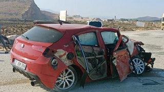 Gaziantep'te iki ayrı trafik kazasında 1 kişi öldü, 2 kişi yaralandı
