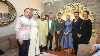 Rize Valisi Kemal Çeber, sanatçı Davut Güloğlu'nun oğluna kız istedi