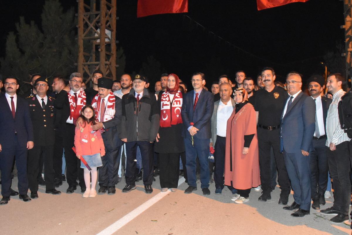 B&uuml;y&uuml;k Taarruz'un 100. yıl d&ouml;n&uuml;m&uuml; dolayısıyla "Zafer Y&uuml;r&uuml;y&uuml;ş&uuml;" d&uuml;zenlendi