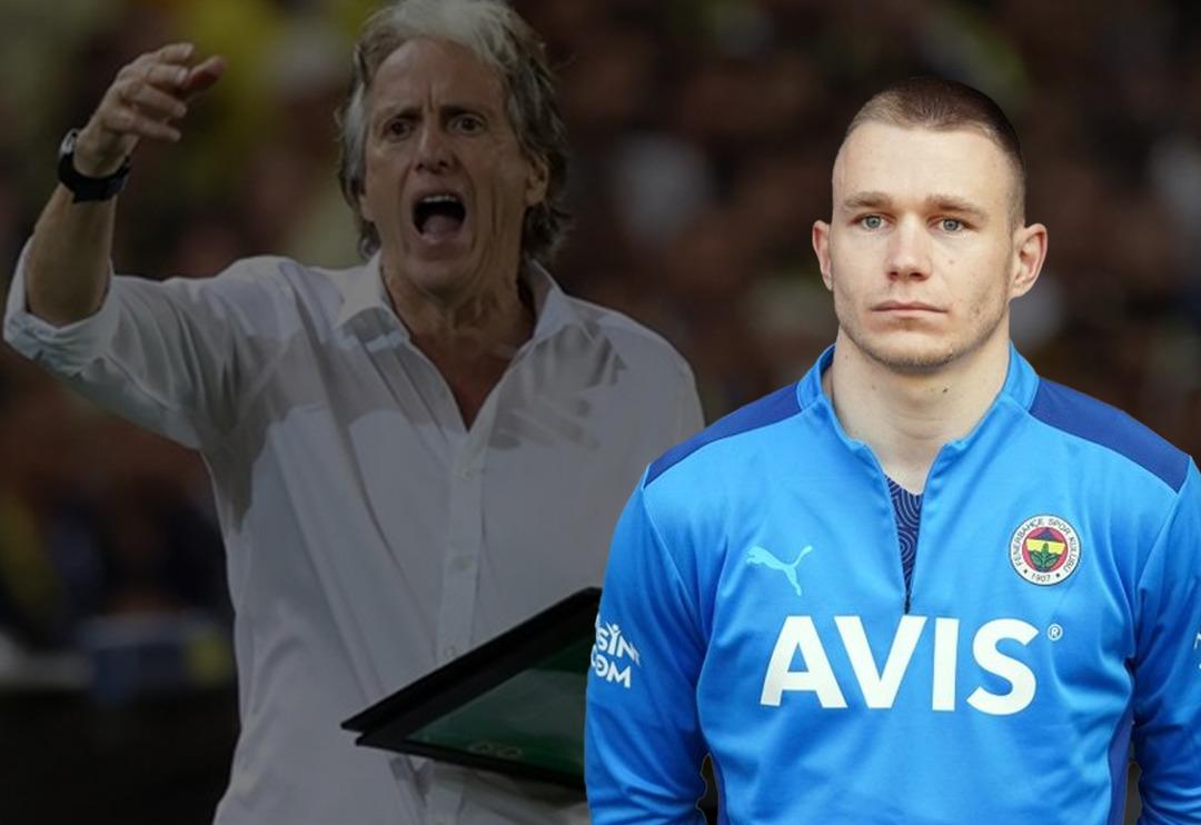 Son dakika! Fenerbah&ccedil;e'de taraftarlar şoke oldu! Takımın bel kemiği 19 milyon Euro'ya ayrılıyor...