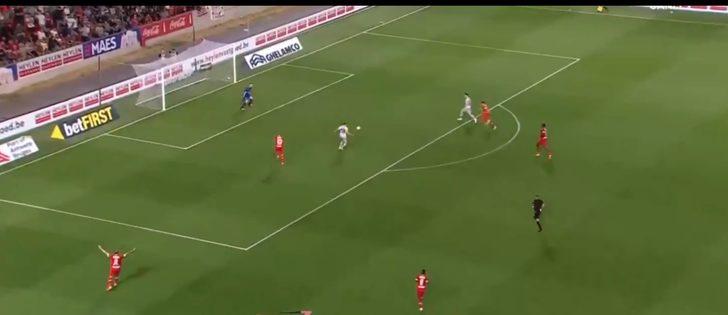 Herkes Mesut Özil'i konuşuyor! İlk maçında bakın ne yaptı... G2