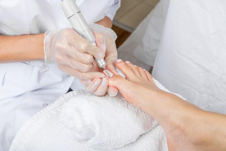 Ayaklara yapılan en büyük kötülük! Verdiği zararı bir bilseniz... G4