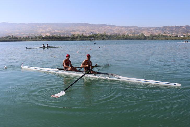 Gençler Türkiye Kürek Şampiyonası Adıyaman'da başladı G1
