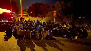 İzmir'de jandarma ekipleri 10 günde 446 düzensiz göçmen yakaladı