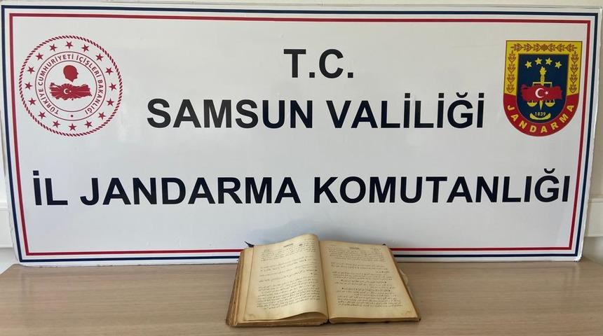 Samsun'da tarihi eser niteliğinde Kur'an-ı Kerim ele geçirildi