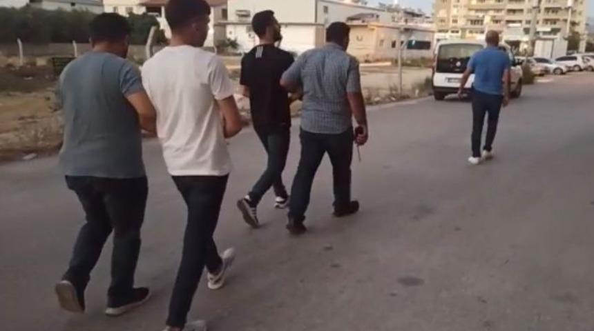 Hatay'da 500 bin dolar istedikleri kişiyi 7 gün rehin tutan 4 zanlı tutuklandı