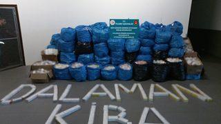 Dalaman'a inen uçaktaki 49 yolcunun valizinden 75 bin 740 paket elektronik sigara kartuşu çıktı