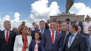 TDP Genel Başkanı Mustafa Sarıgül, Kocatepe Anıtı'nı ziyaret etti