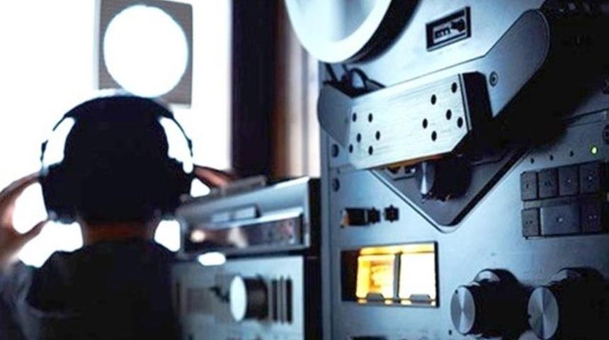 'Usulsüz dinleme' operasyonu: 30 gözaltı