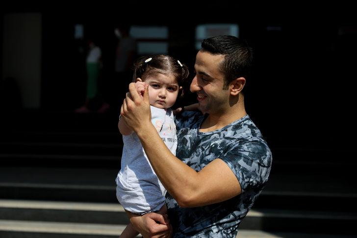 Aynı yaştaki adaşının kalbi nakledilen İzmirli Asel taburcu edildi G5