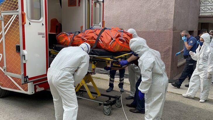 Erzurum’da ölümü şüpheli bulunan kişinin cesedi 6 saatlik çalışmayla evinden çıkarıldı G4