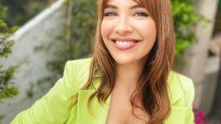 Yasak Elma'nın Kumru'su Biran Damla Yılmaz sırt dekolteli poz verdi! Güzelliğiyle büyüledi