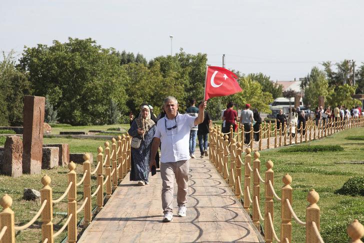 Ahlat Selçuklu Meydan Mezarlığı'nda Malazgirt Zaferi yoğunluğu G2